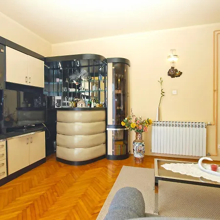 Milka 1621 Appartamento Fažana